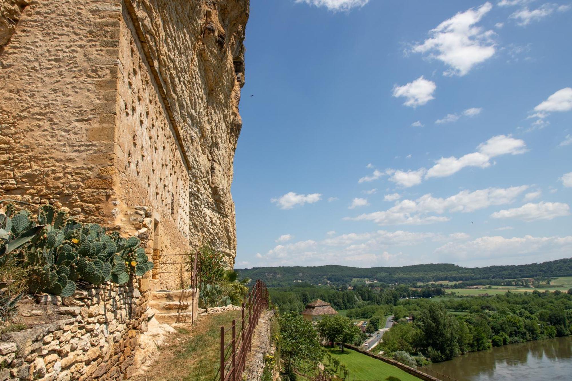 Le Refuge Du Pigeonnier Villa Beynac-et-Cazenac Bagian luar foto